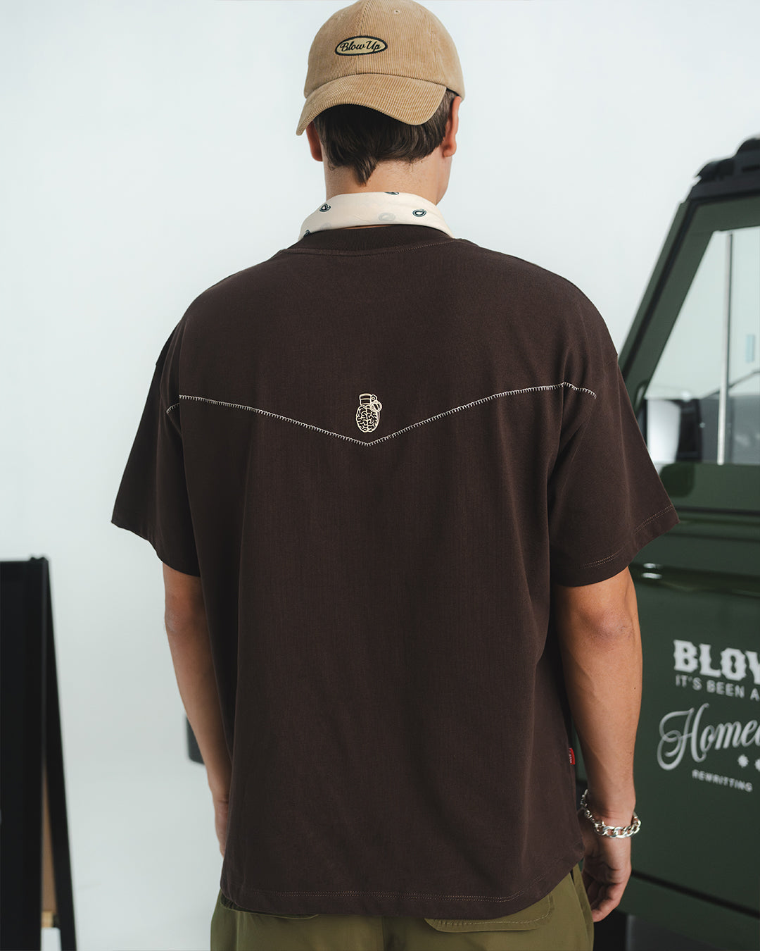 LASSO REGULAR FIT BLACK T-SHIRT