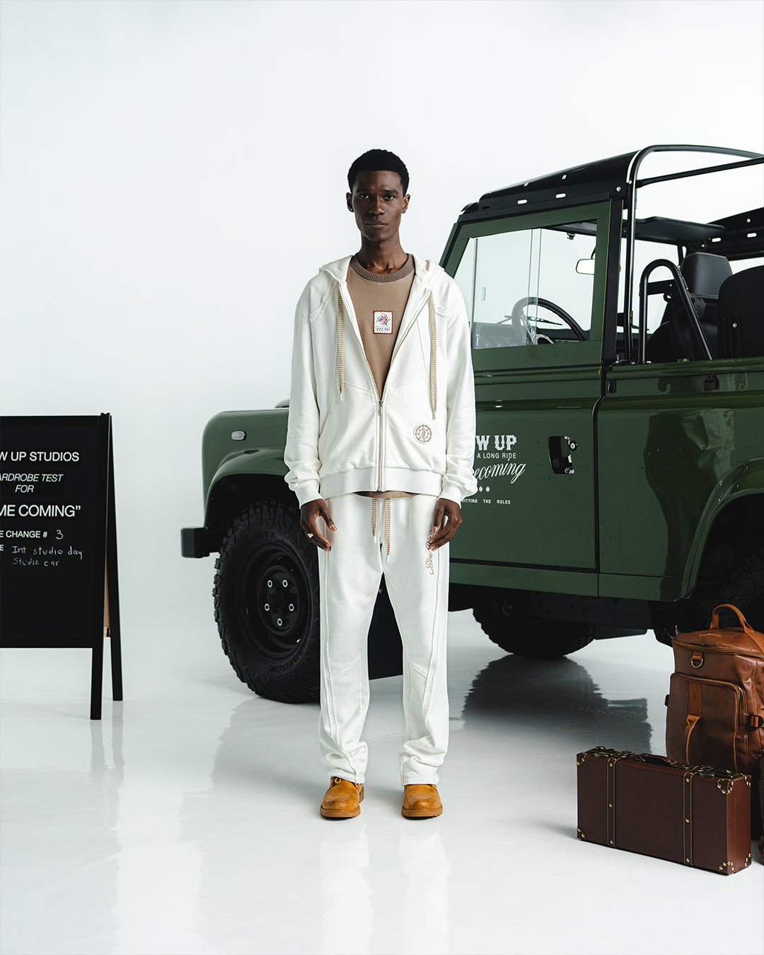 HOMECOMING  IVORY SWEATPANT