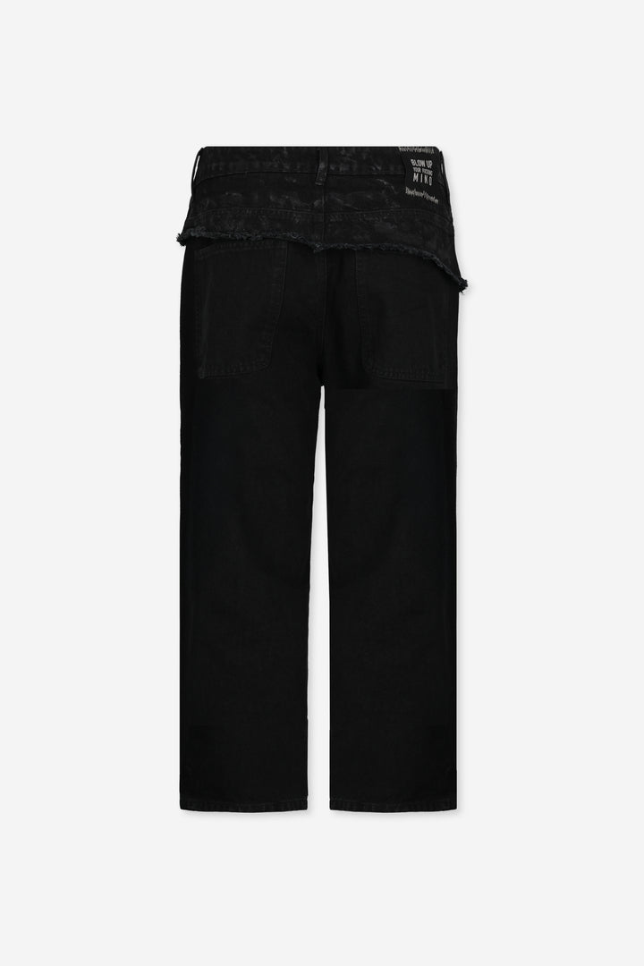 STRAIGHT FIT BLACK JEAN