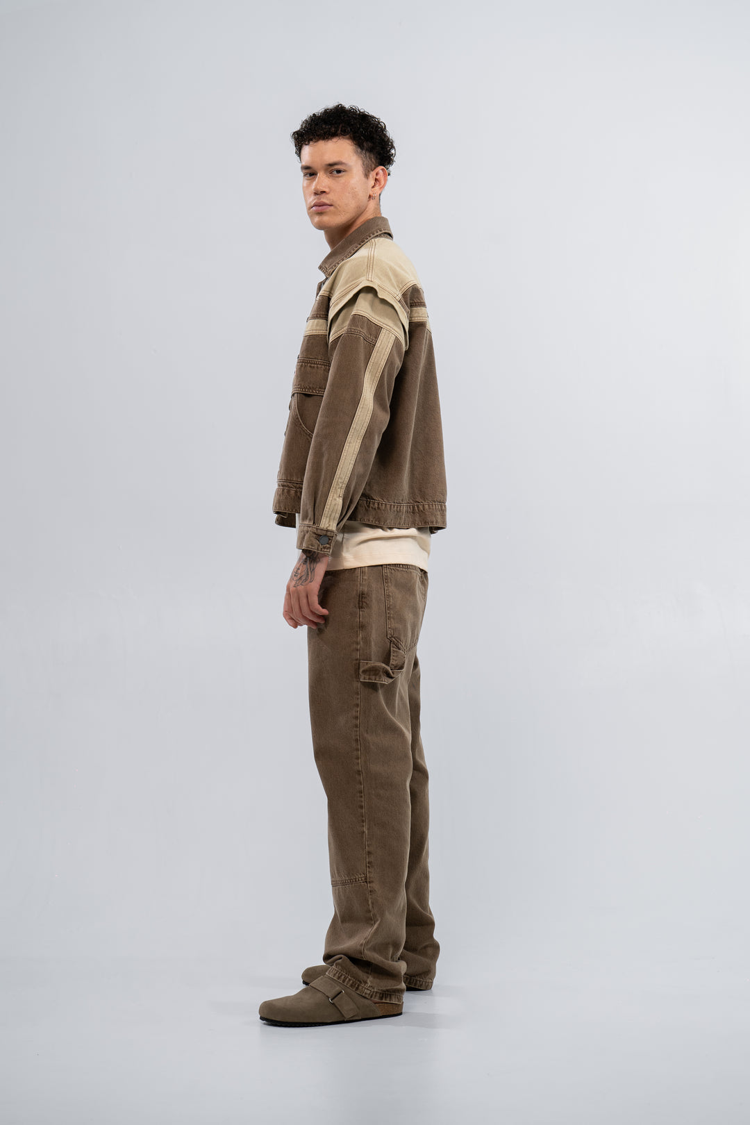 STRAIGHT FIT CAMEL CARPENTER JEAN