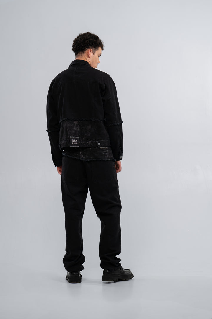 STRAIGHT FIT BLACK JEAN