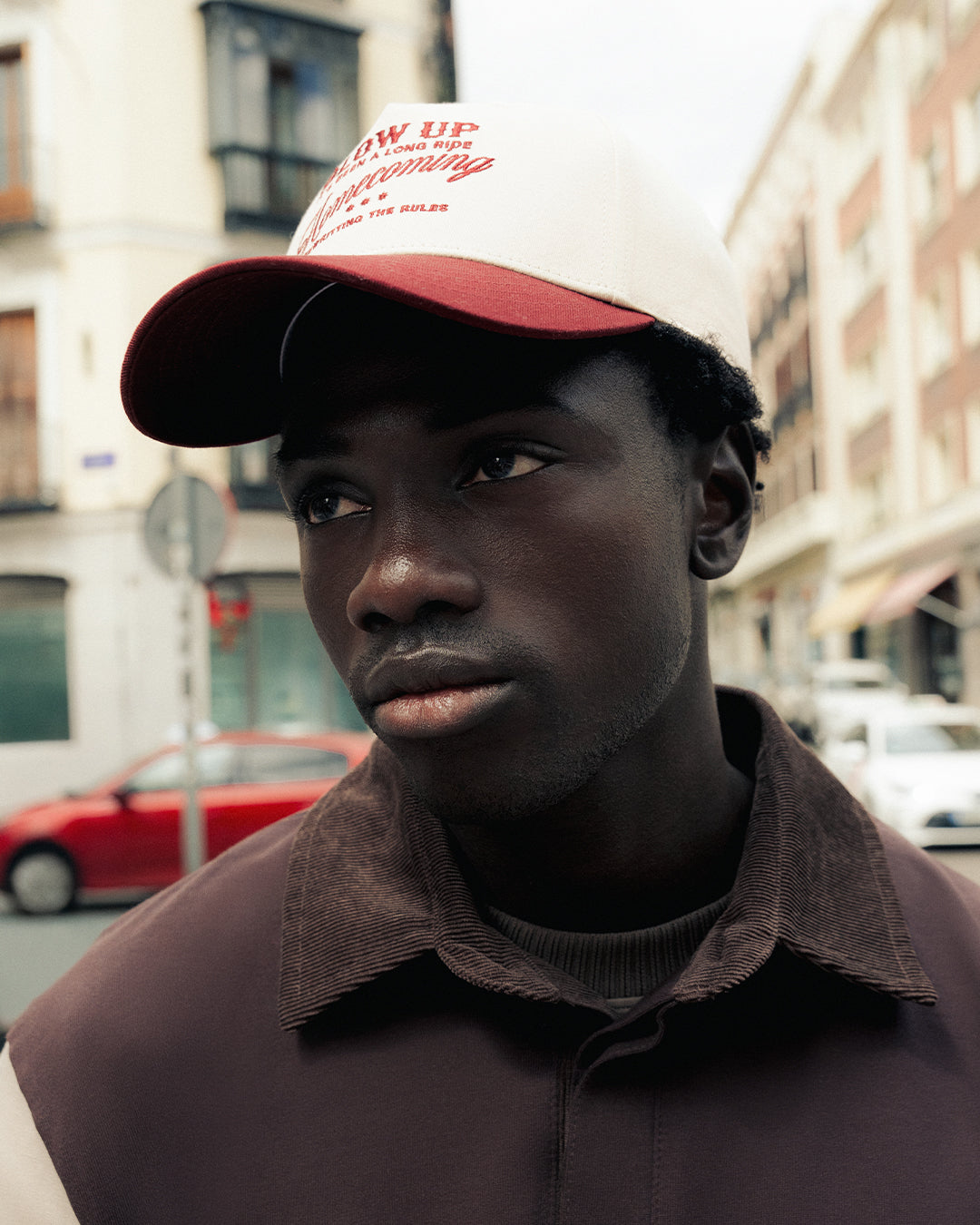 LONG RIDE IVORY RED CAP