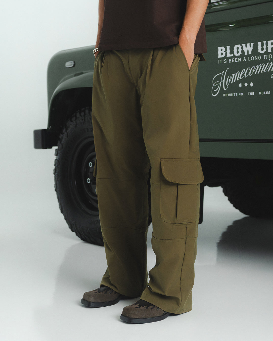 WESTERN OLIVE WIDE CARGO PANTS