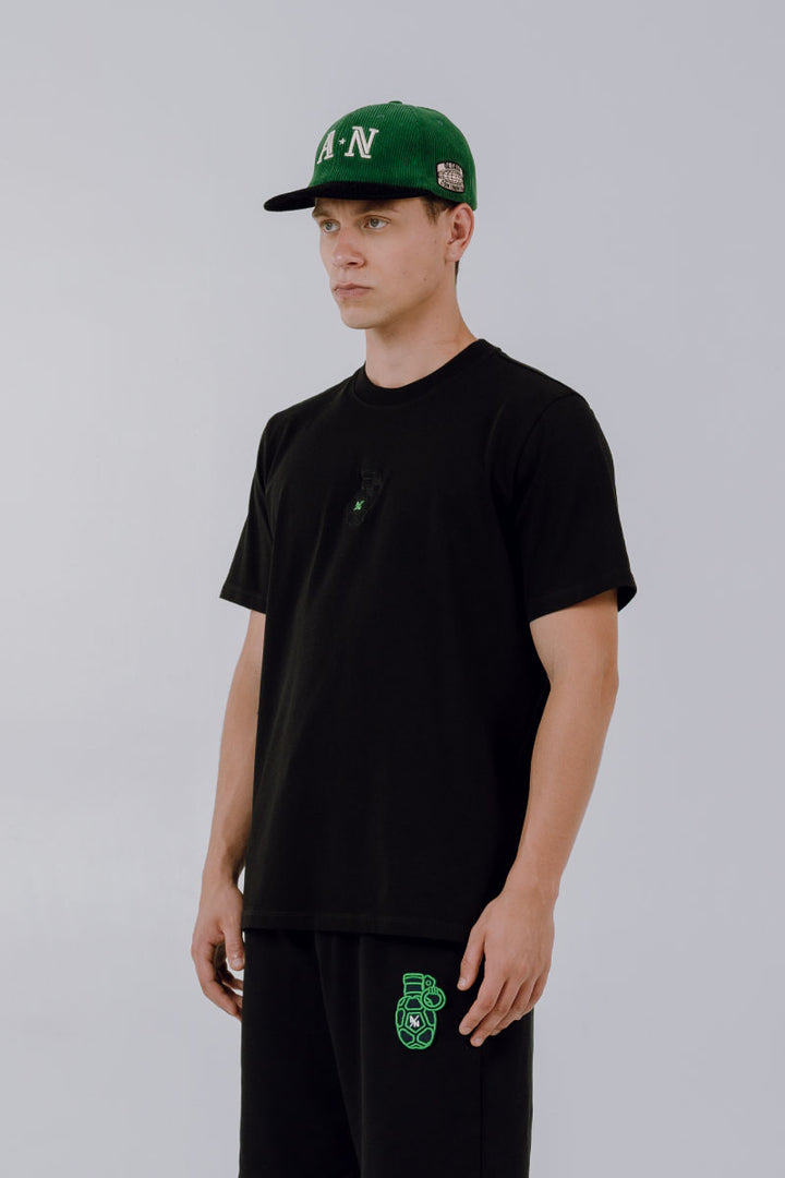 SLIM FIT BLACK  T-SHIRT