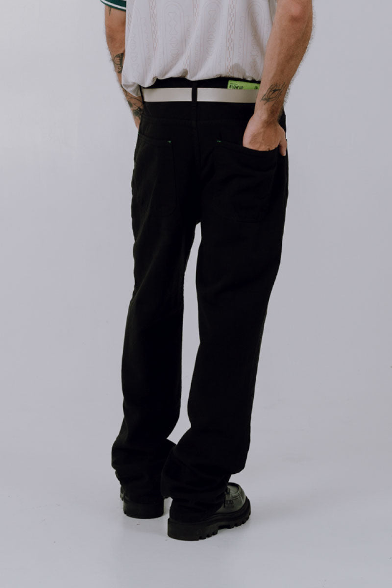 STRAIGHT FIT BLACK PANTS