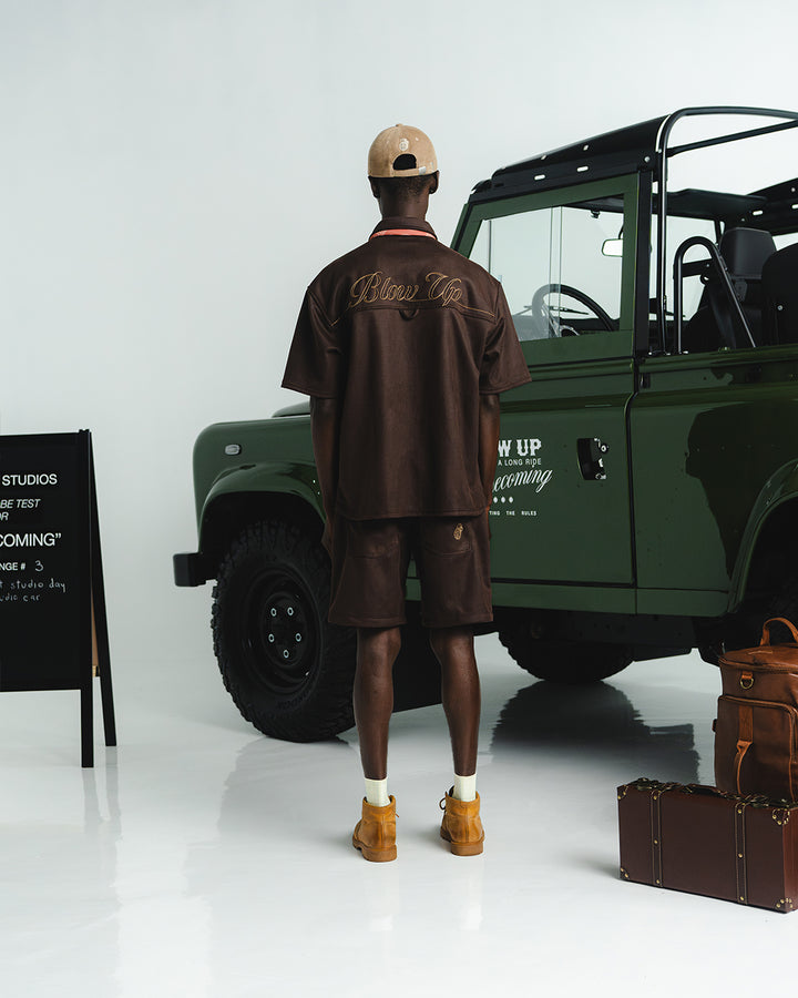 DESERT BROWN KNEE SHORTS