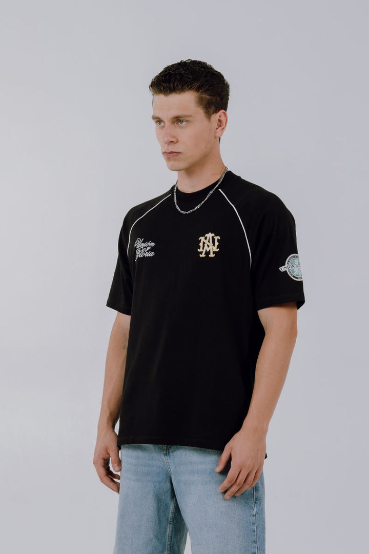 SLIM FIT BLACK  T-SHIRT