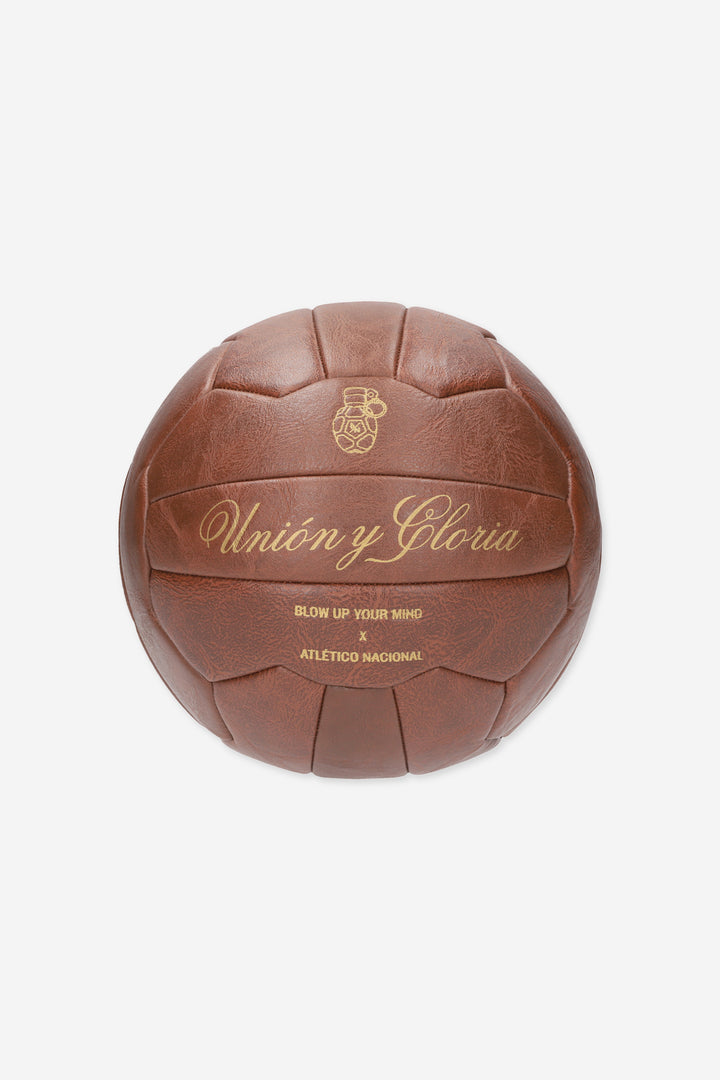 AN VINTAGE BALL