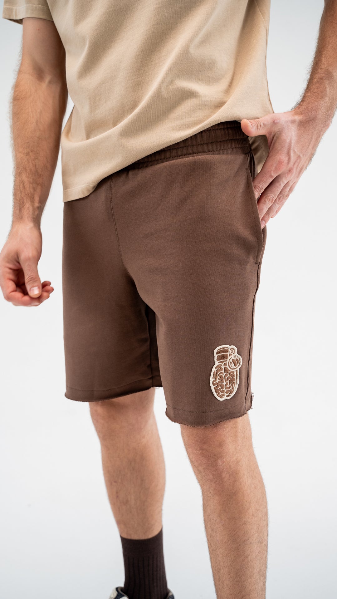 BURST REGULAR FIT BROWN SWEAT SHORTS