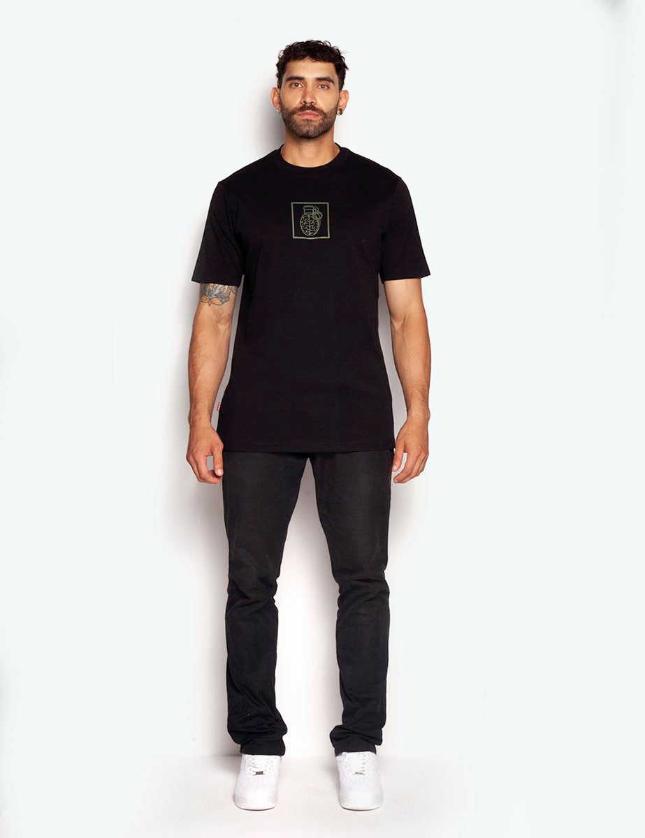 SLIM FIT BLACK T-SHIRT