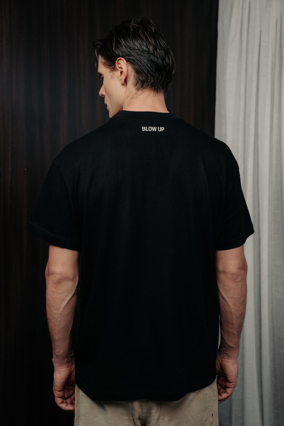 Minimal regular fit black t-shirt
