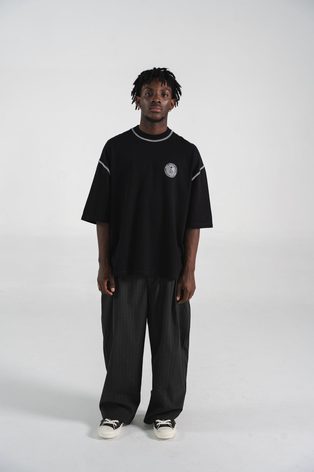 UNCHARTED BLACK REGULAR T-SHIRT