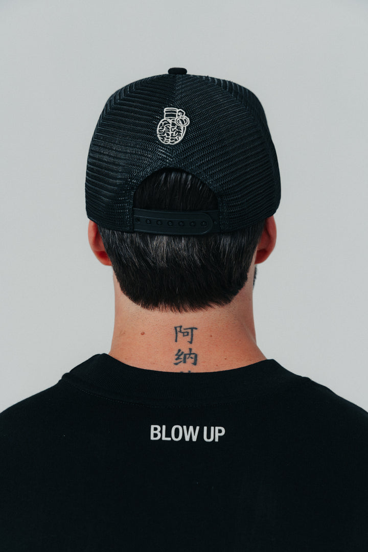 Minimal regular fit black t-shirt