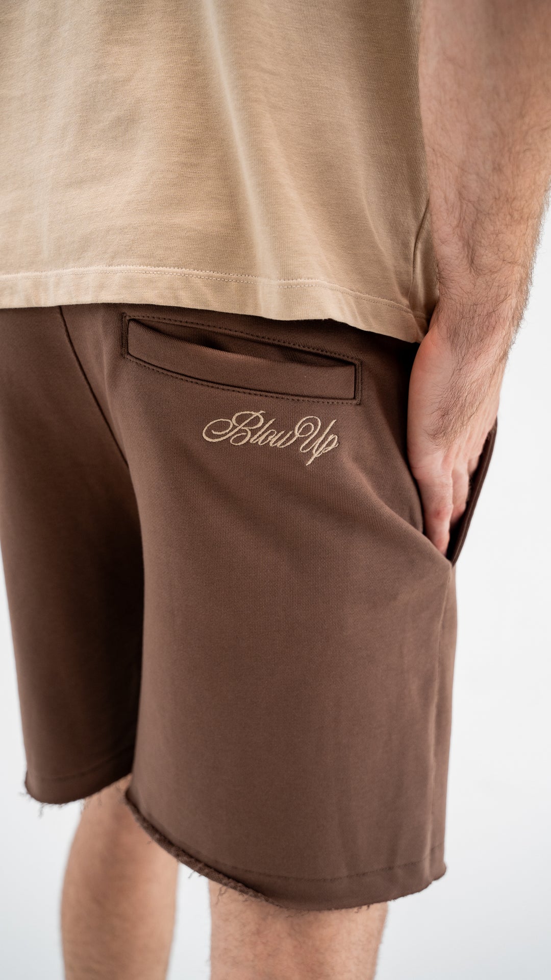 BURST REGULAR FIT BROWN SWEAT SHORTS