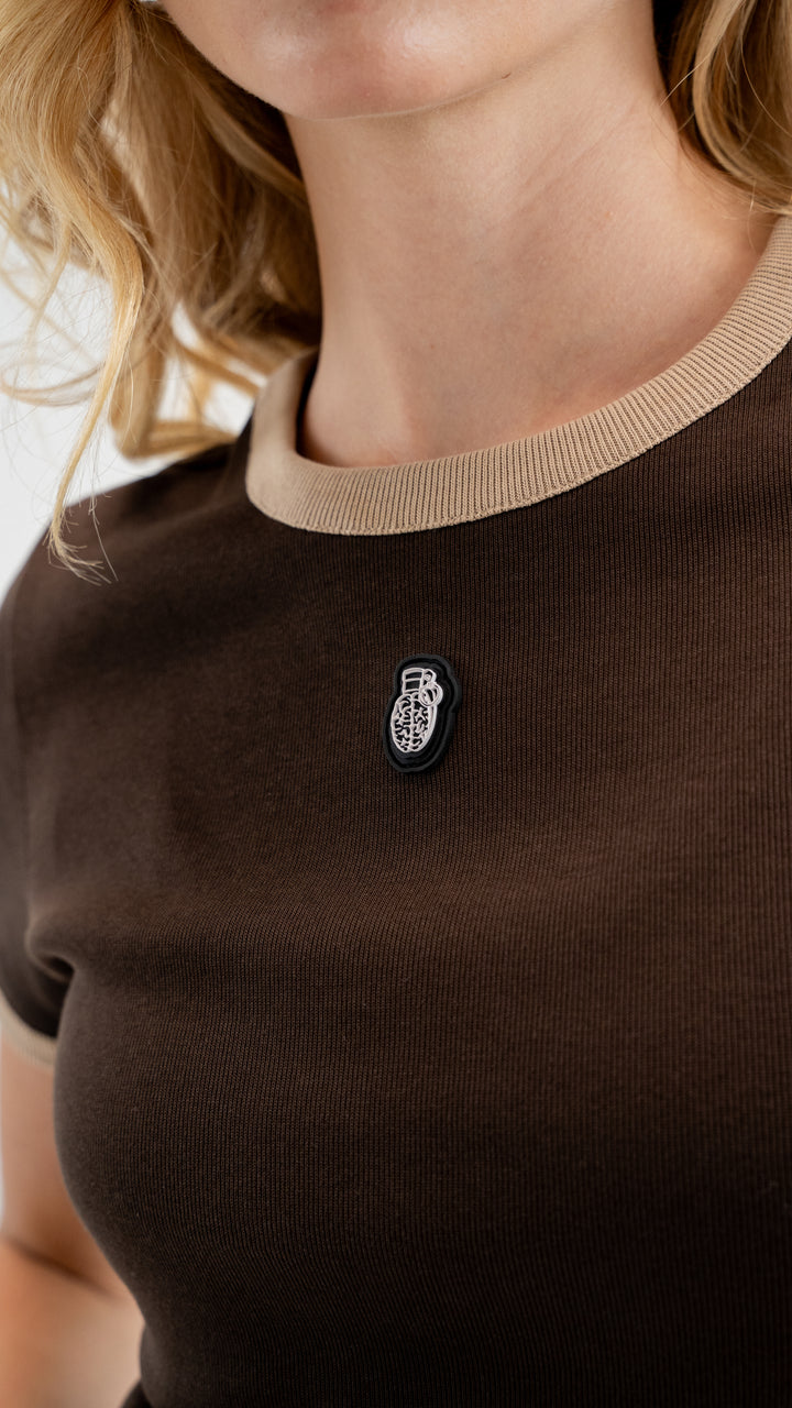 SHORT SLEEVE BROWN TOP