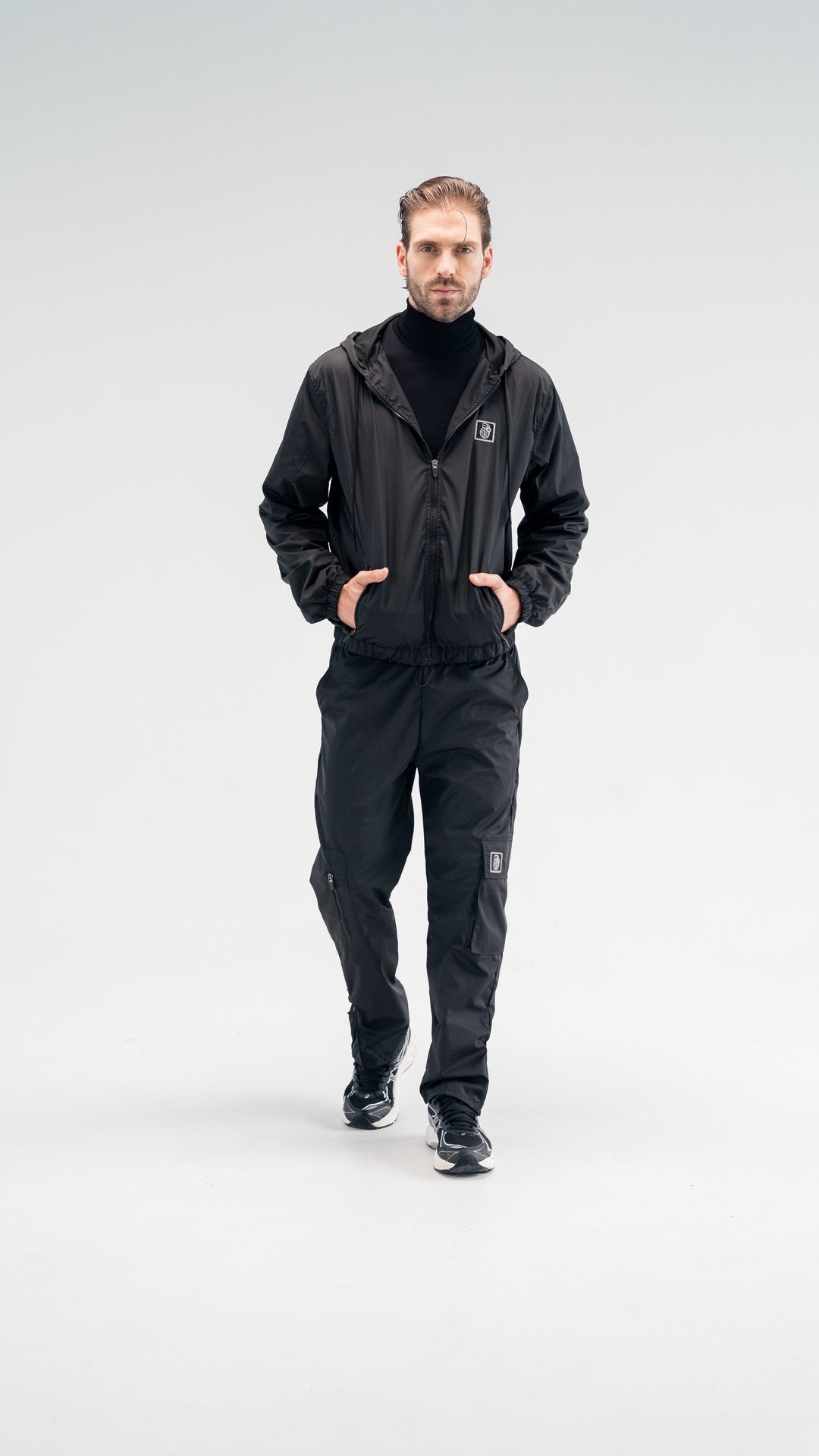 BURST REGULAR FIT BLACK CARGO PANTS