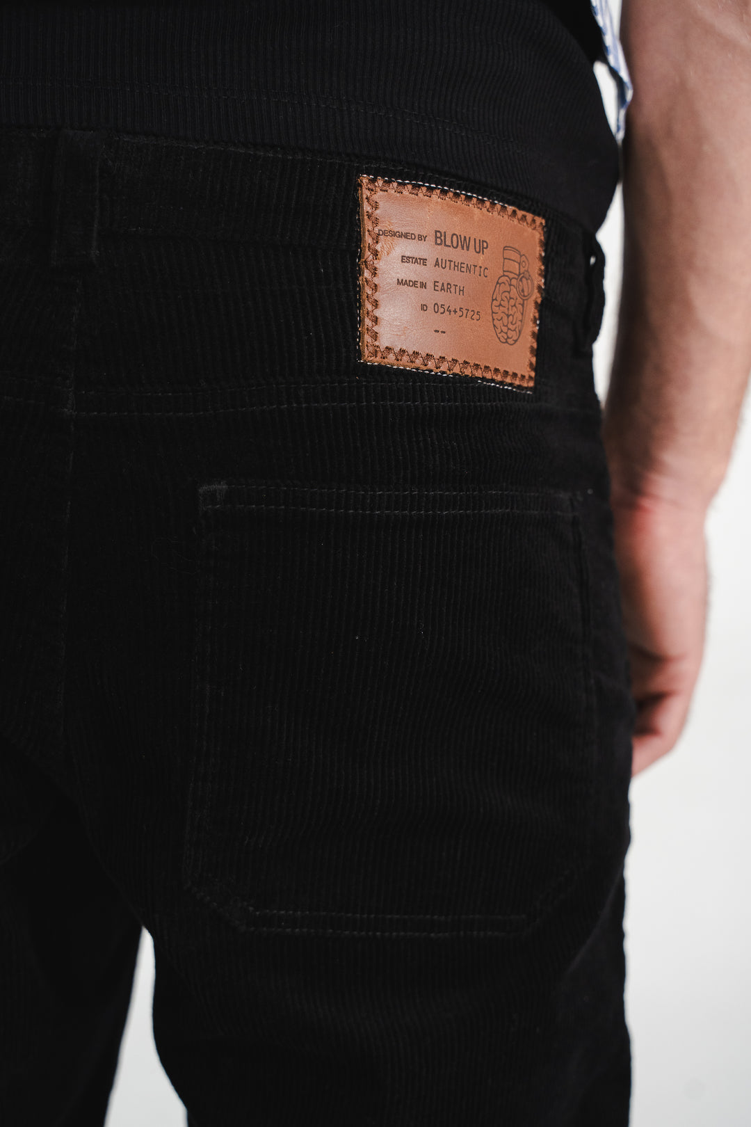 CAPTAIN BLACK CORDUROY PANTS