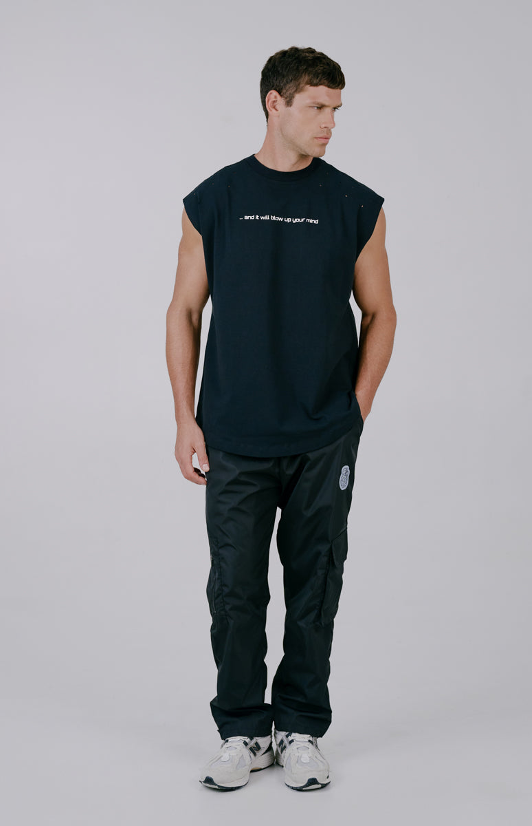 ARMHOLE BLACK T-SHIRT