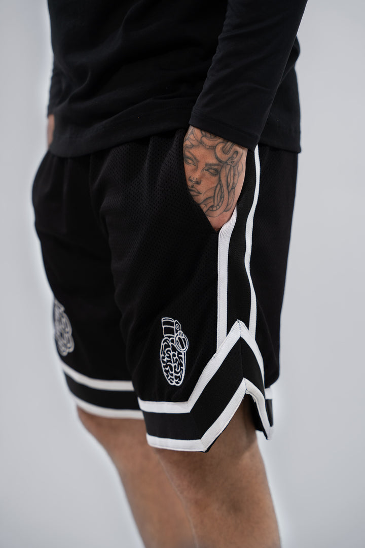 BLACK SHORT