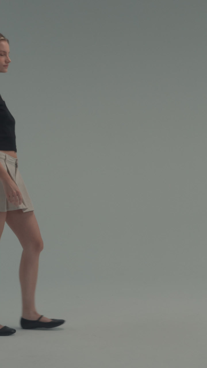 SHORT SLEEVE BLACK TOP